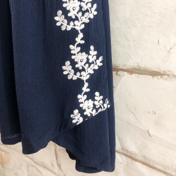 Blue Floral Dress - Picture 6 of 7